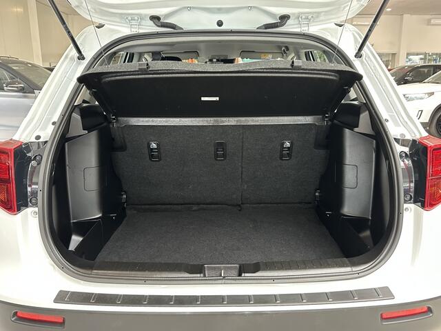 Suzuki VITARA 1.4 Boosterjet [ 17inch VELGEN I CARPLAY I TREKHAAK I ADAPTIEVE