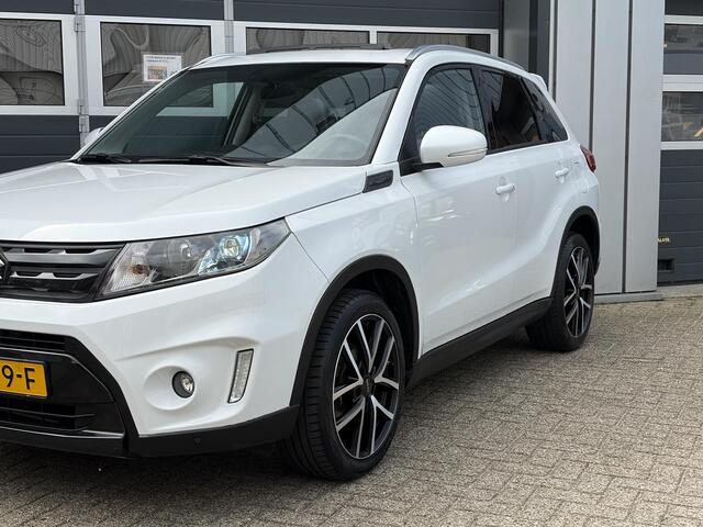 Suzuki VITARA 1.6 High Executive | Pano | LED | Keyless | Stoel verwarming | Camera |