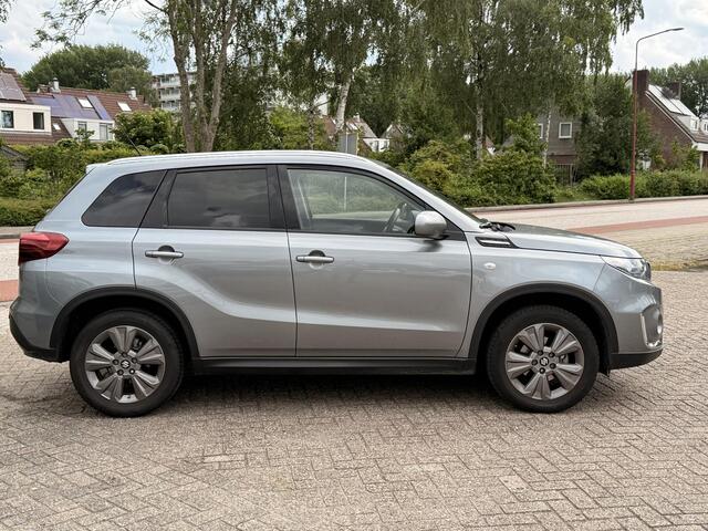 Suzuki VITARA 1.4 Boosterjet Select Smart Hybrid 129pk Afneembare Trekhaak | Adaptieve Cruise | Stoelverwarming | Achteruitrijcamera | All Season