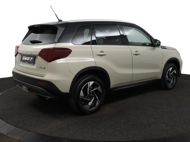 Suzuki VITARA 1.4 Boosterjet Smart Hybrid Style | Automaat | Cruise control adaptive | Climate control | Navigatie | Apple carplay, Android auto | Camera | Sunroof |