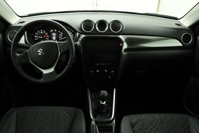 Suzuki VITARA 1.4 Boosterjet Smart Hybrid Style | Automaat | Cruise control adaptive | Climate control | Navigatie | Apple carplay, Android auto | Camera | Sunroof |