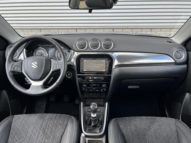 Suzuki VITARA 1.4 Boosterjet Style Smart Hybrid Meest Luxe uitvoering| All season banden