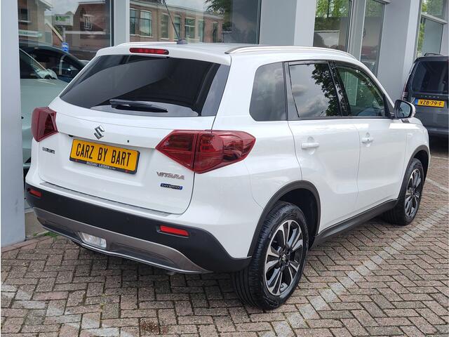 Suzuki VITARA 1.5 HYBRID STYLE AUTOMAAT Alcantara | Camera | Dodehoeksensoren