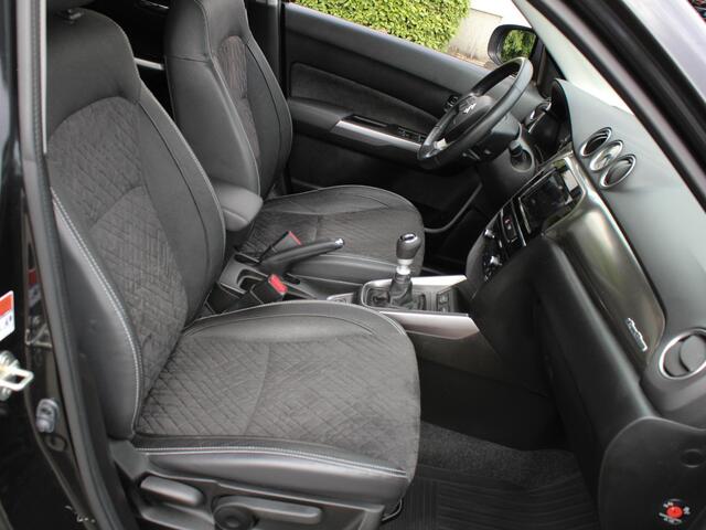 Suzuki VITARA 1.4 Boosterjet Style Smart Hybrid AllGrip | Navi | Schuifdak | Adap. Cruise | Leder | Lm-Velgen