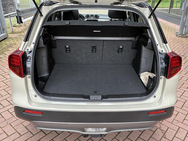 Suzuki VITARA 1.5 Hybrid Style Automaat 115PK | Schuif/Kanteldak | Stoelverwarming | Dodehoek Detectie | Cruise Control Adaptief