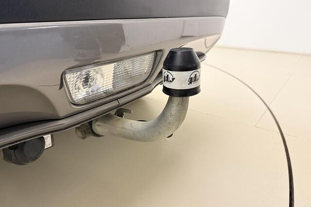 Suzuki VITARA 1.4 Boosterjet Style Smart Hybrid 129pk | Panoramadak | Trekhaak | Climate Control | Cruise Control Adaptief | Camera | Stoelverwarming | Navigatie | Parkeersensoren
