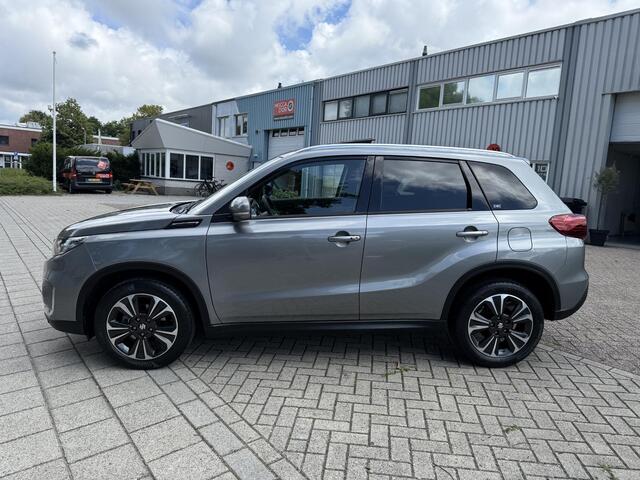 Suzuki VITARA 1.0 Boosterjet Stijl | Panoramadak | Adaptive Cruise Control | Climate Control | Trekhaak afneembaar | Verwacht