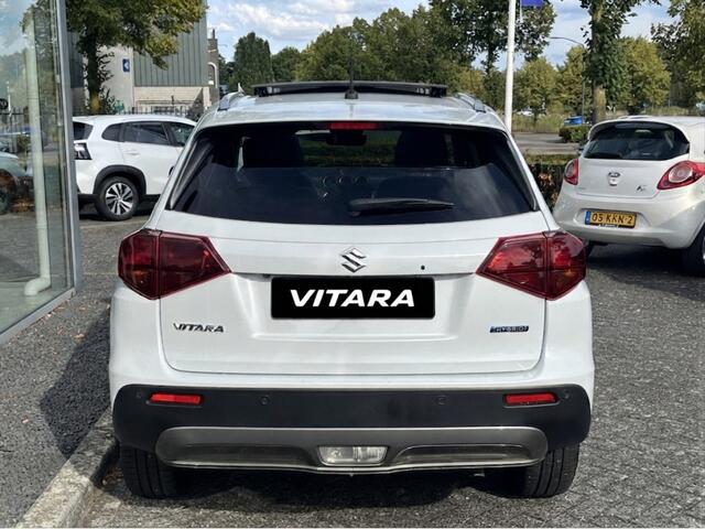 Suzuki VITARA 1.4 Boosterjet Smart Hybrid Style Automaat | €2.000,- voordeel | Meerdere kleuren leverbaar | Pano | Adapt. Cruise | Camera | Dodehoek | Rijstrook | Stoelverwarming | etc. etc.
