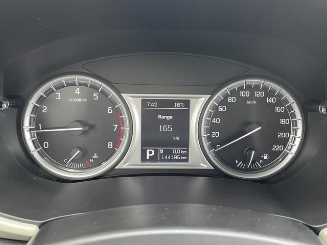 Suzuki VITARA 1.6 Exclusive Automaat Navigatie, Climate Control, Adaptive Cruise Control, Leder, Trekhaak, Achteruitrijcamera