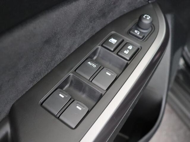 Suzuki VITARA 1.4 Boosterjet Style Smart Hybrid Van €34648 Voor €31640