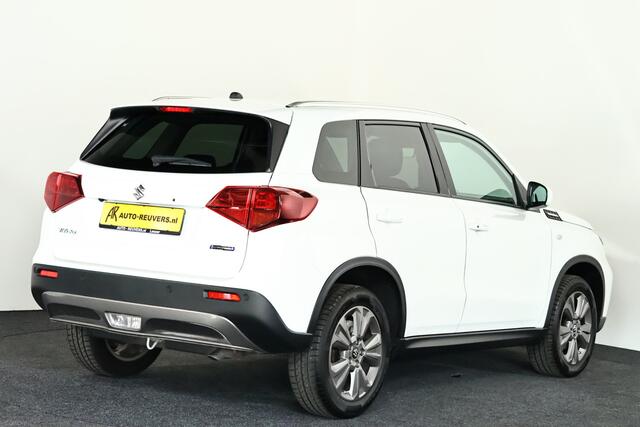 Suzuki VITARA 1.4 Boosterjet Comfort Smart Hybrid / Navi / CarPlay / ACC / Cam