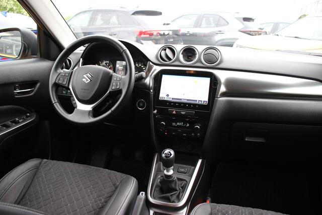 Suzuki VITARA 1.4 Boosterjet Style Hybrid | Parkeersensoren | Draadloze Carplay/Android auto |