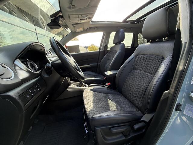 Suzuki VITARA 1.4 Boosterjet Style Smart Hybrid 129PK | Panoramadak | Half-Leder | Stoelverwarming | Navigatie