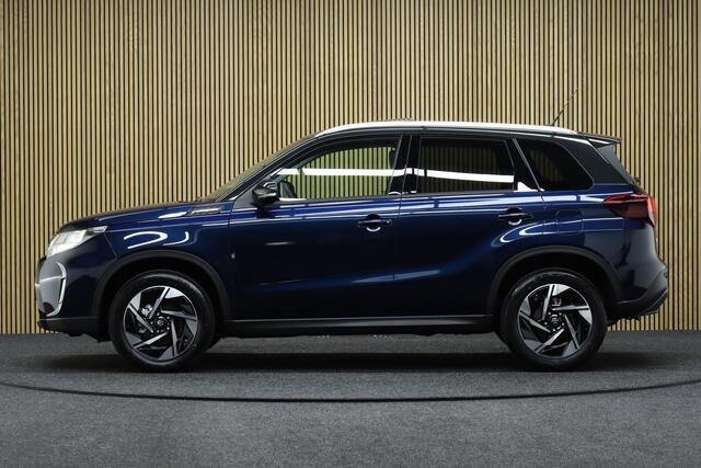 Suzuki VITARA 1.5 Hybrid Style AllGrip 4X4 | Trekhaak | Panoramadak | Leder-Alcantara | Camera | Navigatie | Parkeerhulp | Adaptive-cruise | Two-Tone Lak | Dodehoekdetectie