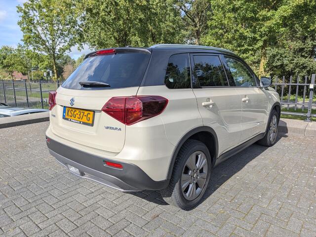Suzuki VITARA 1.0 Boosterjet Comfort | Stoelverw. | Camera | Cruise | Dealer onderh. | Climate Control