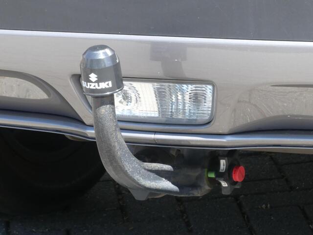 Suzuki VITARA 1.4 Boosterjet Stijl Automaat 140 PK Trekhaak, Panoramadak, Leder/Microvezel Bekleding, Navigatie