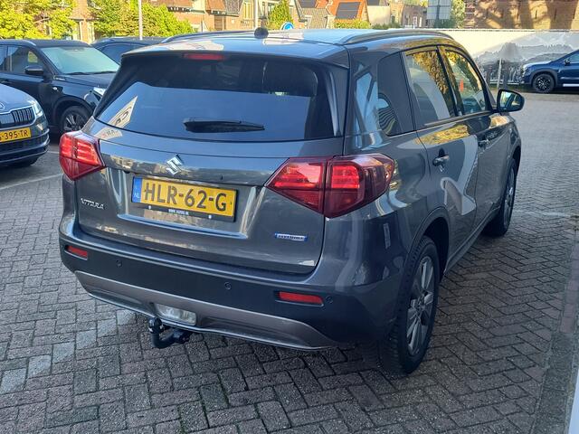 Suzuki VITARA 1.4 BOOSTERJET SELECT SMART HYBRID Keyless | Camera | Trekhaak | Stoelverwarming | Navi