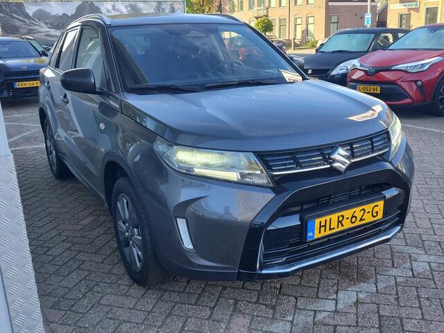 Suzuki VITARA 1.4 BOOSTERJET SELECT SMART HYBRID Keyless | Camera | Trekhaak | Stoelverwarming | Navi