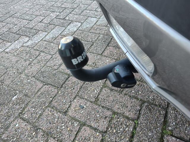 Suzuki VITARA 1.4 BOOSTERJET SELECT SMART HYBRID Keyless | Camera | Trekhaak | Stoelverwarming | Navi