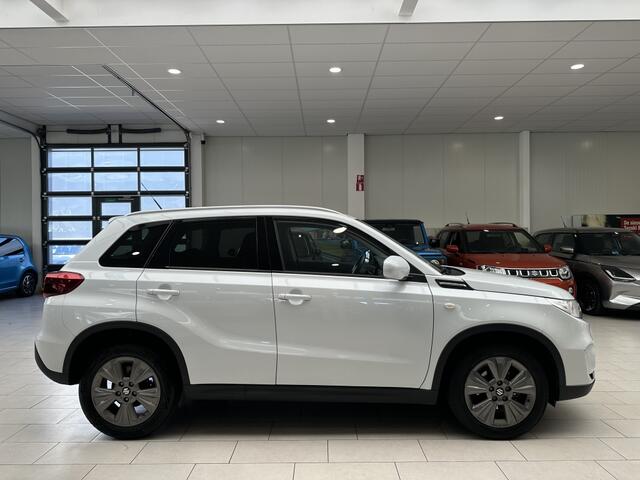 Suzuki VITARA 1.4 Boosterjet Select Smart Hybride [ TREKHAAK I CAMERA I NAVI I ADAPTIEVE CRUISE ]