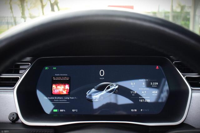 Tesla MODEL S 75D Base |AUTOPILOT 3|PANO|360°|CSS