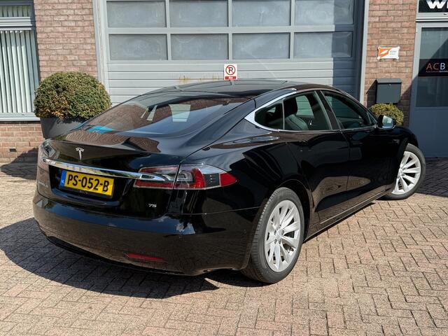 Tesla MODEL S 75 Business Economy Accu 97% In zeer nette staat.