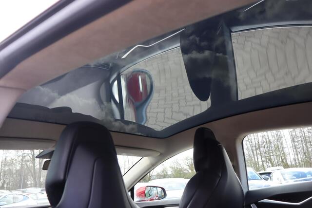 Tesla MODEL S 100D Autopilot computer 2.0, Panoramadak, Cruise control, CCS- adapter is ingeschakeld,