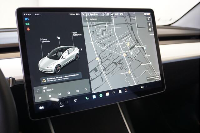Tesla Model 3 Performance AWD 75 kWh 513PK Long Range Pano/Autopilot