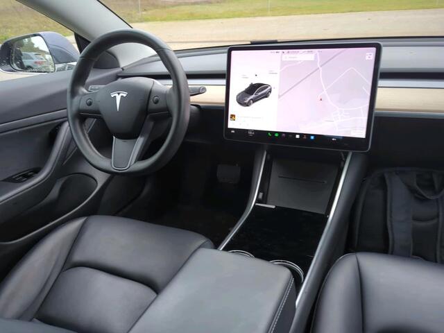 Tesla Model 3 Standard RWD Plus 60 kWh 19"Autopilot Primium Audio