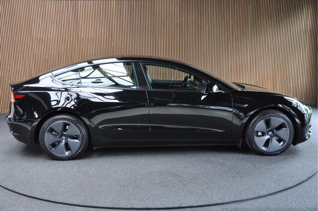 Tesla Model 3 Standard Autopilot ACC Stuurverwarming Lane