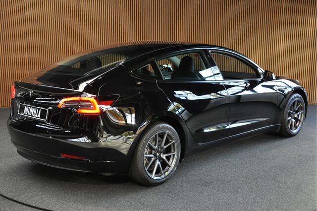 Tesla Model 3 Standard Autopilot ACC Stuurverwarming Lane
