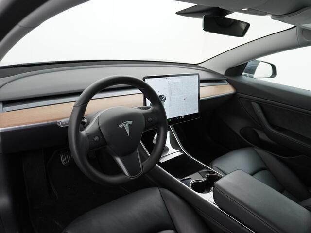 Tesla Model 3 Long Range 75kWh 463PK FSD-Full Self Driving Computer Telefoon-Sleutel Premium Audio 4wd 18" Lmv AutoPilot Panoramadak Camera's Leder Adaptive-CruiseControl-Stop&Go Pdc Ecc Dual Motor Stoel en achterbank verwarming Keyless Electr.Stoelen+Memory+Easy-Entry