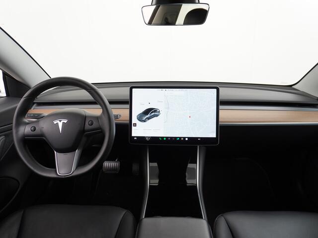 Tesla Model 3 Long Range 75kWh 463PK FSD-Full Self Driving Computer Telefoon-Sleutel Premium Audio 4wd 18" Lmv AutoPilot Panoramadak Camera's Leder Adaptive-CruiseControl-Stop&Go Pdc Ecc Dual Motor Stoel en achterbank verwarming Keyless Electr.Stoelen+Memory+Easy-Entry