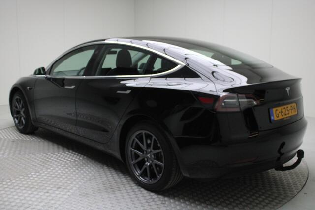 Tesla Model 3 Standard RWD Plus 60 kWh | Trekhaak (afn.) | Panoramadak | Autopilot | NL Auto | LMV 18"