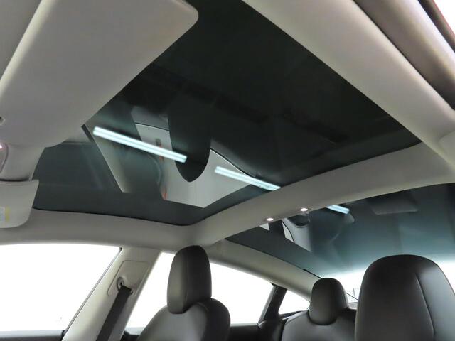 Tesla Model 3 Long Range AWD 75 kWh Autopilot FSD Comp Panodak Leder Camera