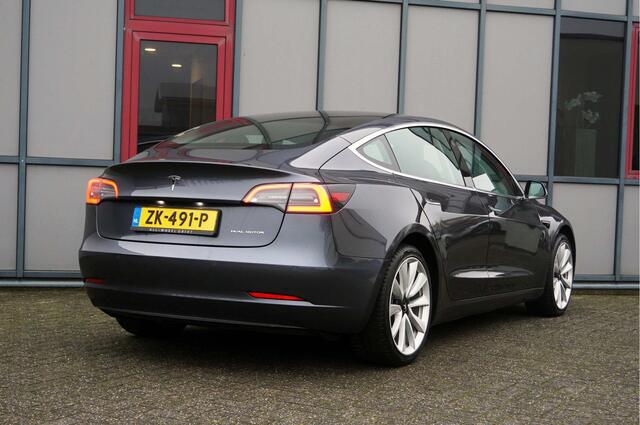 Tesla Model 3 Long Range AWD 75kWh Autopilot