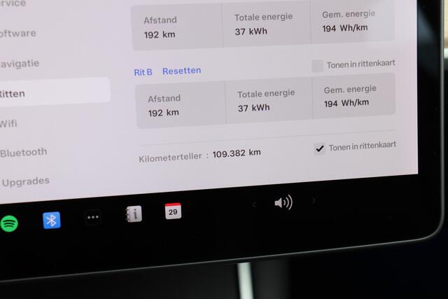 Tesla Model 3 Long Range AWD 75 kWh | LEDER | CAMERA | PANO | CRUISE |
