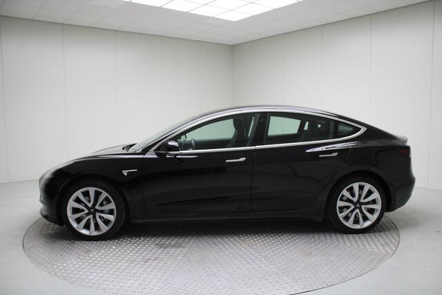 Tesla Model 3 Standard RWD Plus 60 kWh | Autopilot | Panoramadak | NL auto | Navigatie Fullmap