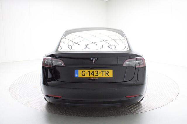 Tesla Model 3 Standard RWD Plus 60 kWh | Autopilot | Panoramadak | NL auto | Navigatie Fullmap
