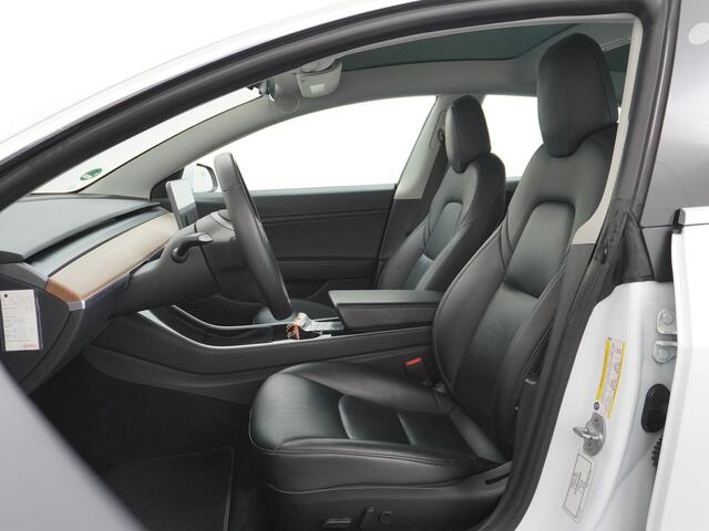 Tesla Model 3 Long Range 75kWh 463PK FSD-Full Self Driving Computer-3 Premium Audio 4wd 18" Lmv AutoPilot Panoramadak Camera's Leder Adaptive-CruiseControl-Stop&Go Pdc Ecc Dual Motor Stoel en achterbank verwarming Keyless Electr.Stoelen+Memory+Easy-Entry WiFi Origineel