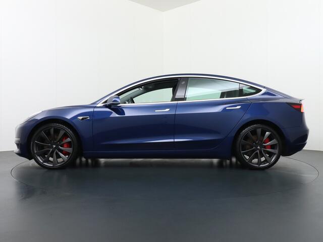 Tesla Model 3 Performance 513pk 3,4 sec 0-100 ! 20"lm FSD-computer 3 AutoPilot Carbon-Spoiler Premium-HiFi Pano.dak Camera Leer Adaptive-Cruise+Stop&Go PDC-A+Voor Wifi Ecc Pdc Cruise Dual Motor! Long Range 75 kWh Stoel en achterbank verwarming Keyless/GSM Elec Navigati