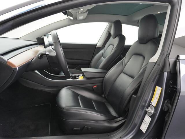 Tesla Model 3 Long Range 75kWh 463PK 18" Full-Self-Driving-Computer 3 Telefoon-Sleutel Premium Audio 4wd 19" Lmv AutoPilot Panoramadak Camera's Leder Adaptive-CruiseControl-Stop&Go Pdc Ecc Dual Motor Stoel en achterbank verwarming Keyless Electr.Stoelen+Memory+Easy-Ent