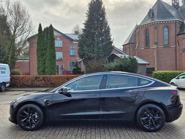 Tesla Model 3 Standard RWD Plus 60 kWh