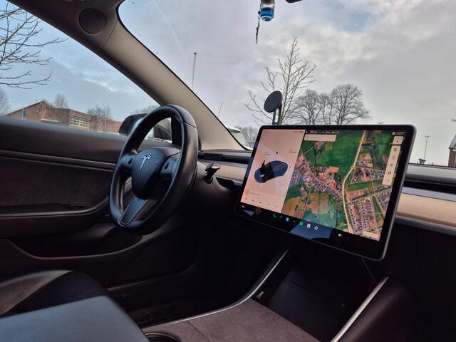 Tesla Model 3 Standard RWD Plus 60 kWh