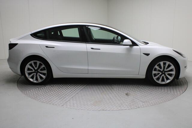 Tesla Model 3 Long Range AWD 75 kWh | | Autopilot | Panoramadak | NL auto | Navigatie Fullmap | afn. trekhaak | 19 inch