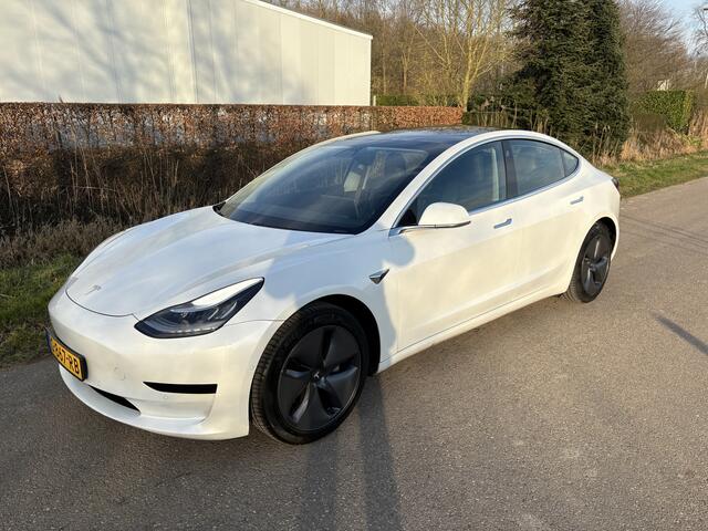 Tesla Model 3 Standard RWD Plus 60 kWh / LEER / PANORAMADAK / AUTOPILOT / 88DKM! NAP! / INCL BTW