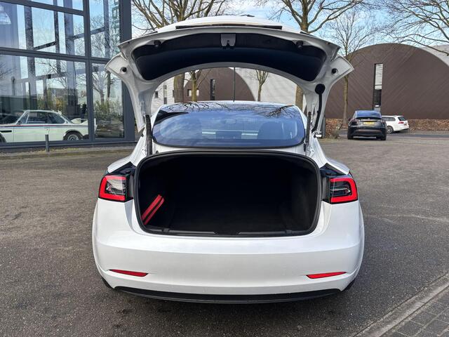 Tesla Model 3 Long Range RWD 75 kWh | LEDER |AUTOPILOT | TESLA GARANTIE T/M 8-2027