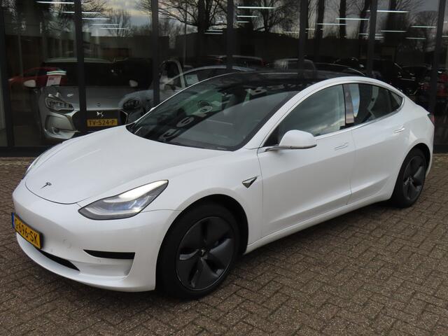 Tesla Model 3 Standard RWD Plus 60 kWh*Autopilot*Trekhaak*EXPORTPRIJS*