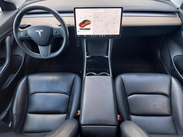 Tesla Model 3 Standard RWD Plus 60 kWh | Navigatie | Panoramadak |