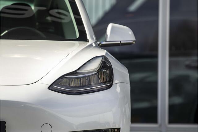 Tesla Model 3 Standard RWD Plus 60 kWh | Autopilot | NL Auto | Camera